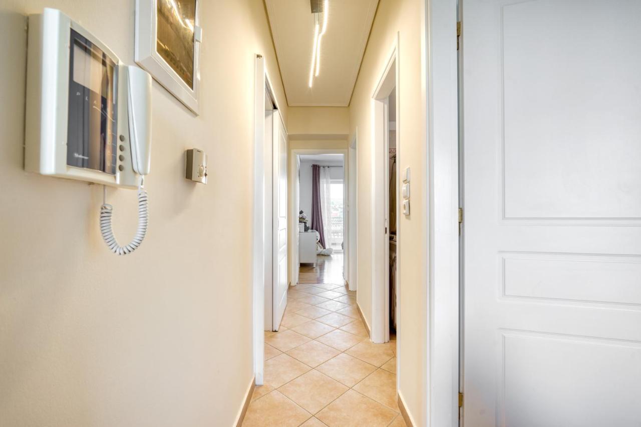 Sea & Mountain Apartment Close To Port And City Lávrion 外观 照片