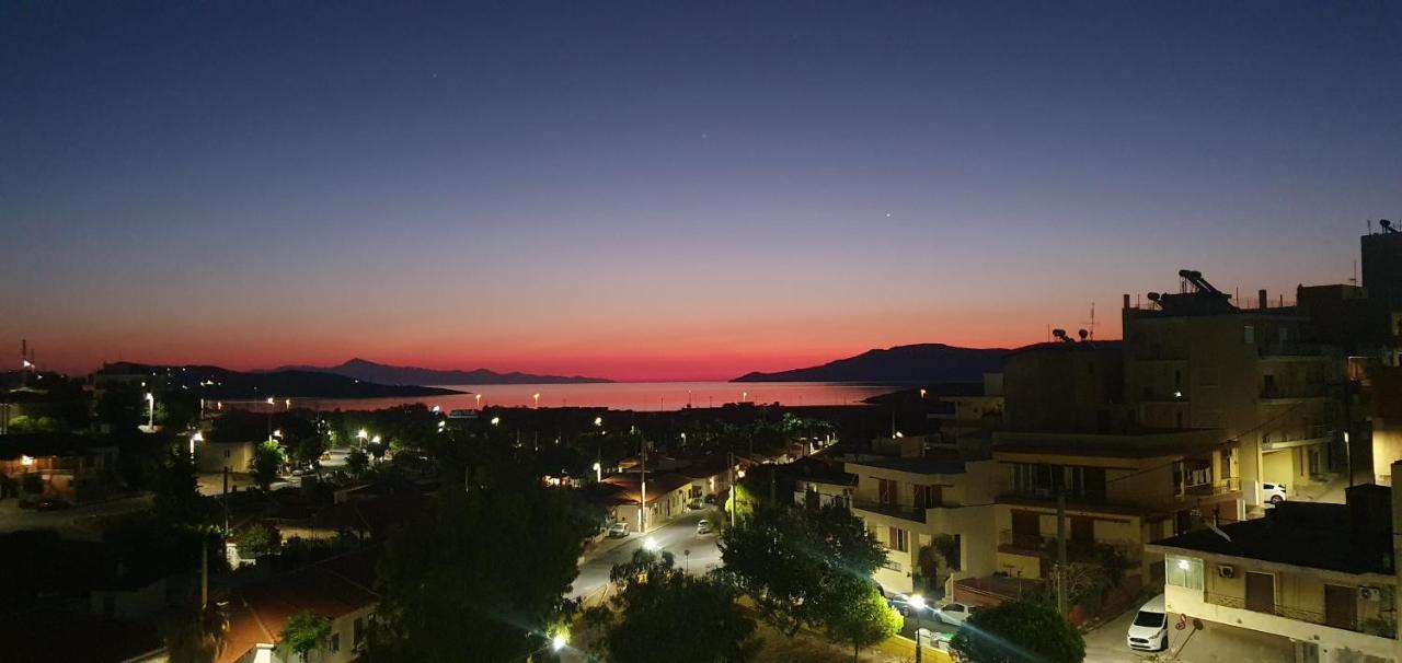 Sea & Mountain Apartment Close To Port And City Lávrion 外观 照片