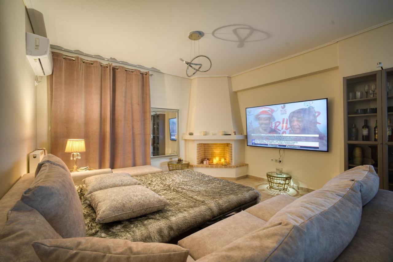 Sea & Mountain Apartment Close To Port And City Lávrion 外观 照片