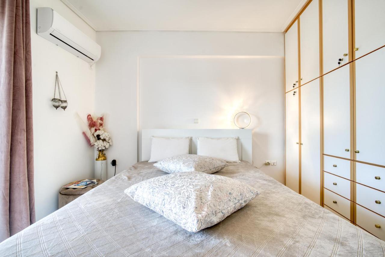 Sea & Mountain Apartment Close To Port And City Lávrion 外观 照片