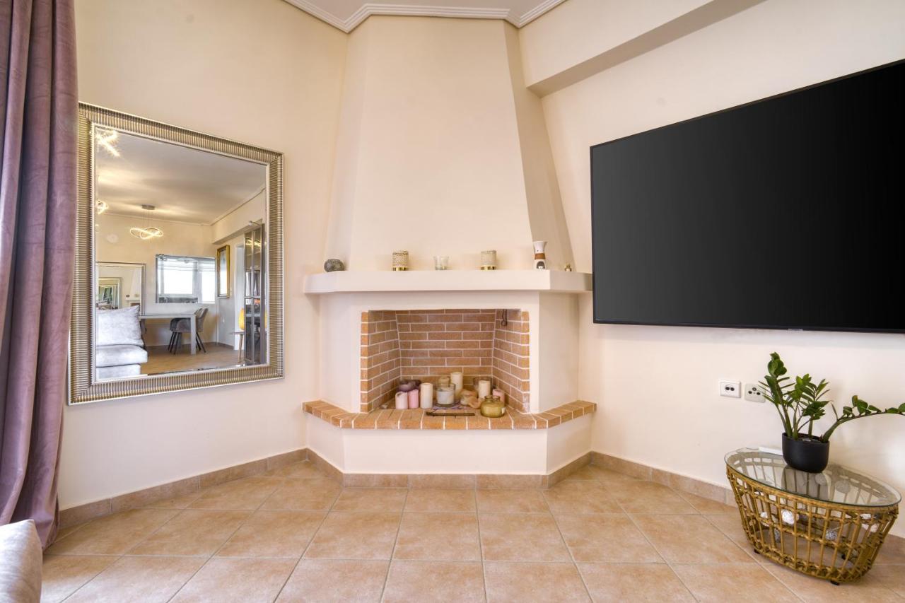 Sea & Mountain Apartment Close To Port And City Lávrion 外观 照片