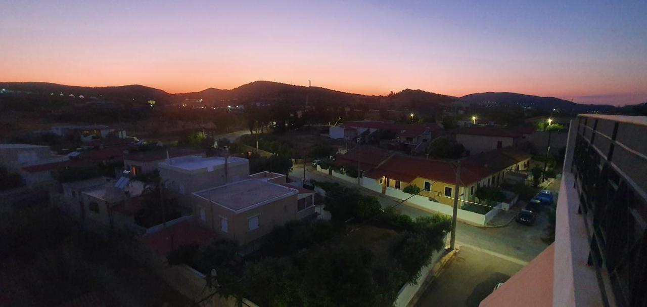Sea & Mountain Apartment Close To Port And City Lávrion 外观 照片