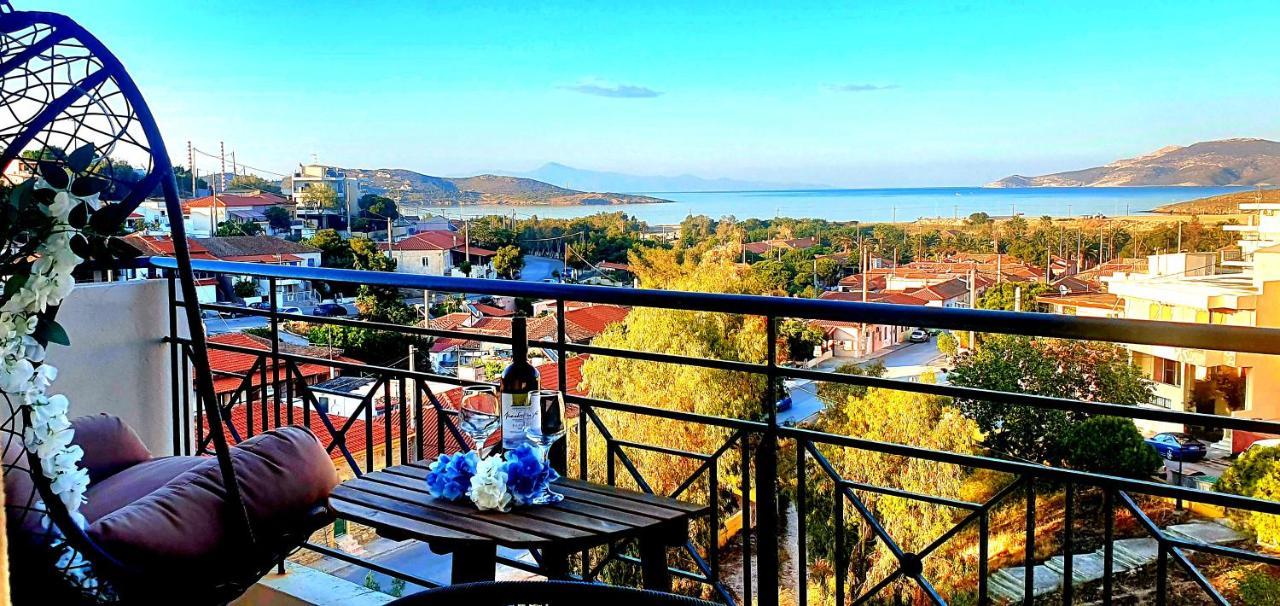 Sea & Mountain Apartment Close To Port And City Lávrion 外观 照片