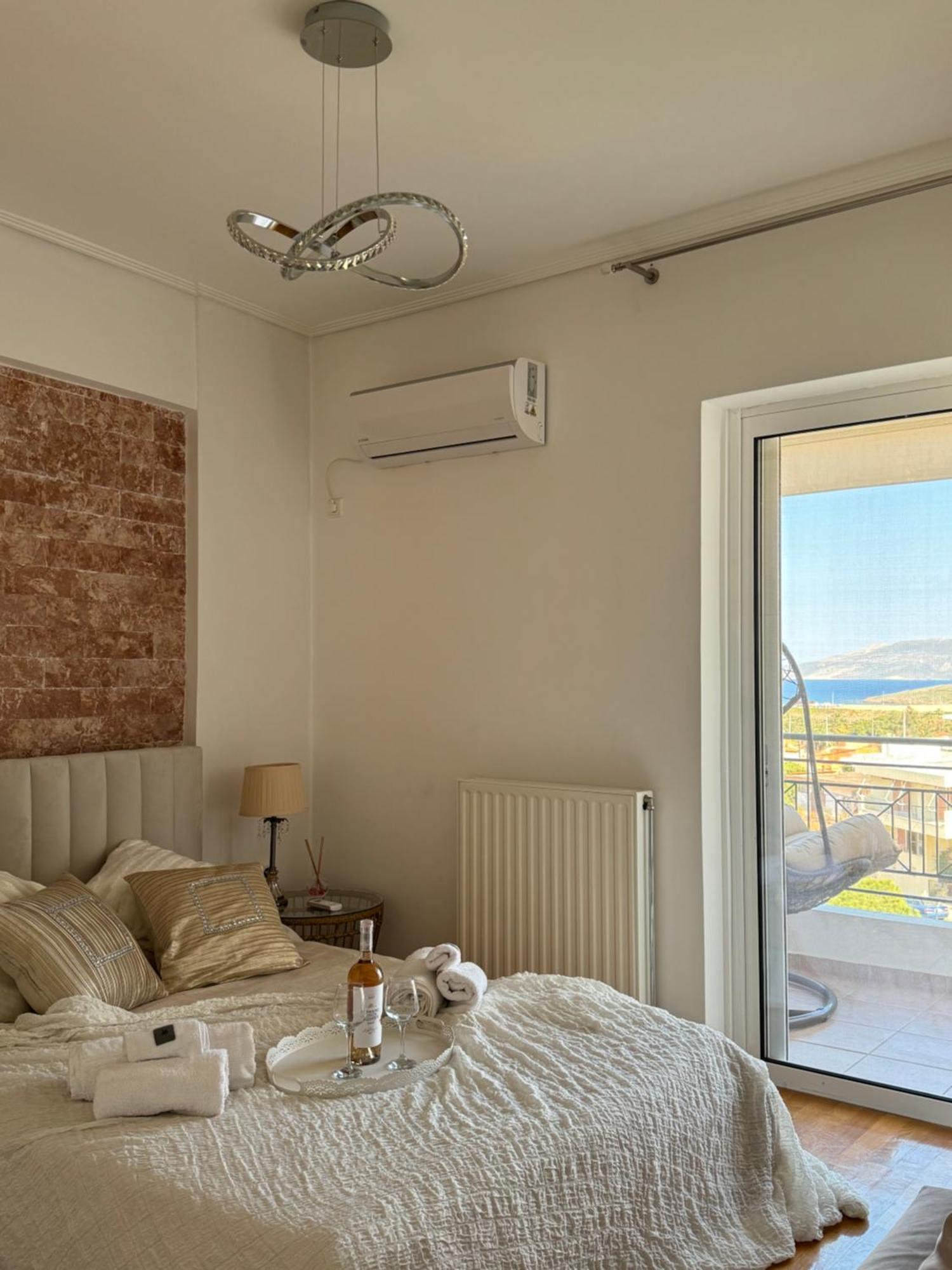 Sea & Mountain Apartment Close To Port And City Lávrion 外观 照片